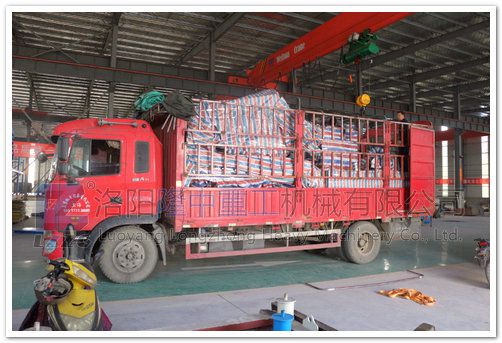 新型細沙回收機發(fā)貨